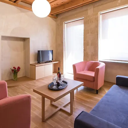 Polixeny's Hotel 3*